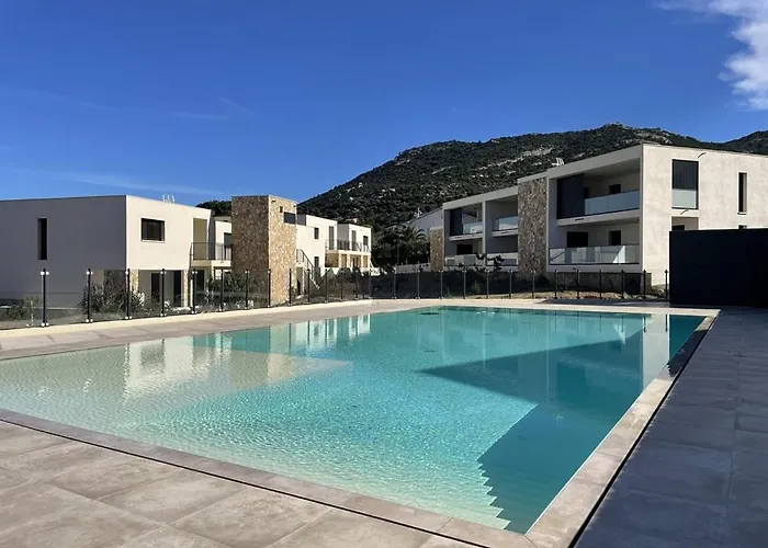 Magnifique T2 Dans Neuve Calvi (Corsica)